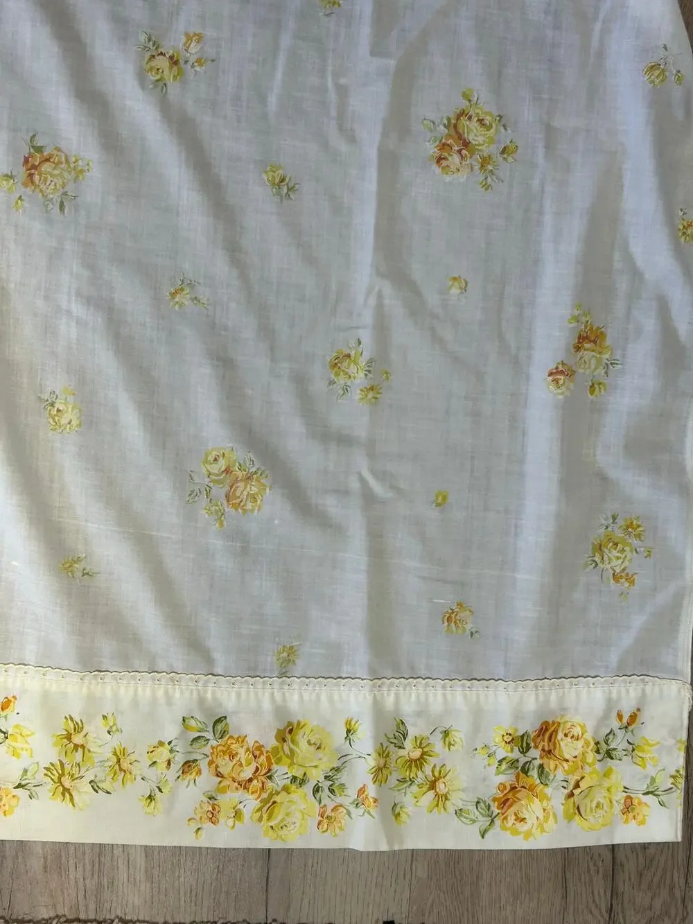 Vintage Full Flat Sheet Yellow Rose Floral Border Cottagecore Bedding